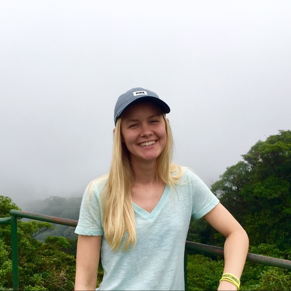 Meet your Posher, Shelby - Picture 1 of 1